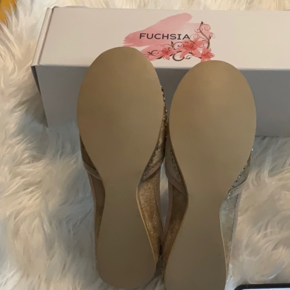 Fuchsia Embellished Cream Flats - Picture 7 of 11